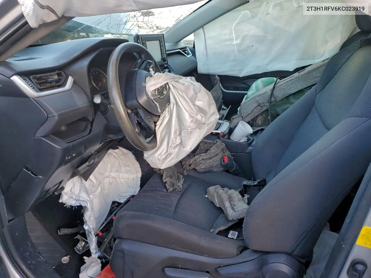 2T3H1RFV6KC023919 2019 Toyota Rav4 Le