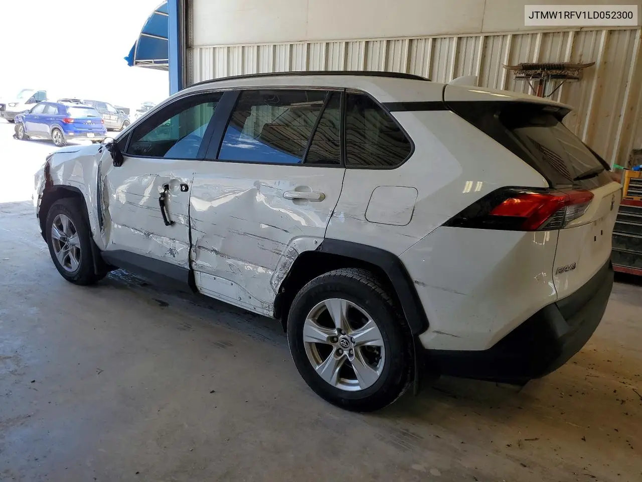 2020 Toyota Rav4 Xle VIN: JTMW1RFV1LD052300 Lot: 58406406