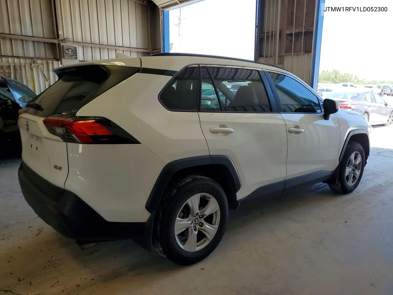 2020 Toyota Rav4 Xle VIN: JTMW1RFV1LD052300 Lot: 58406406
