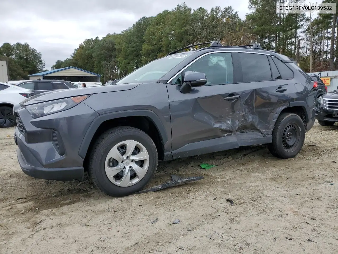 2T3G1RFV0LC139582 2020 Toyota Rav4 Le