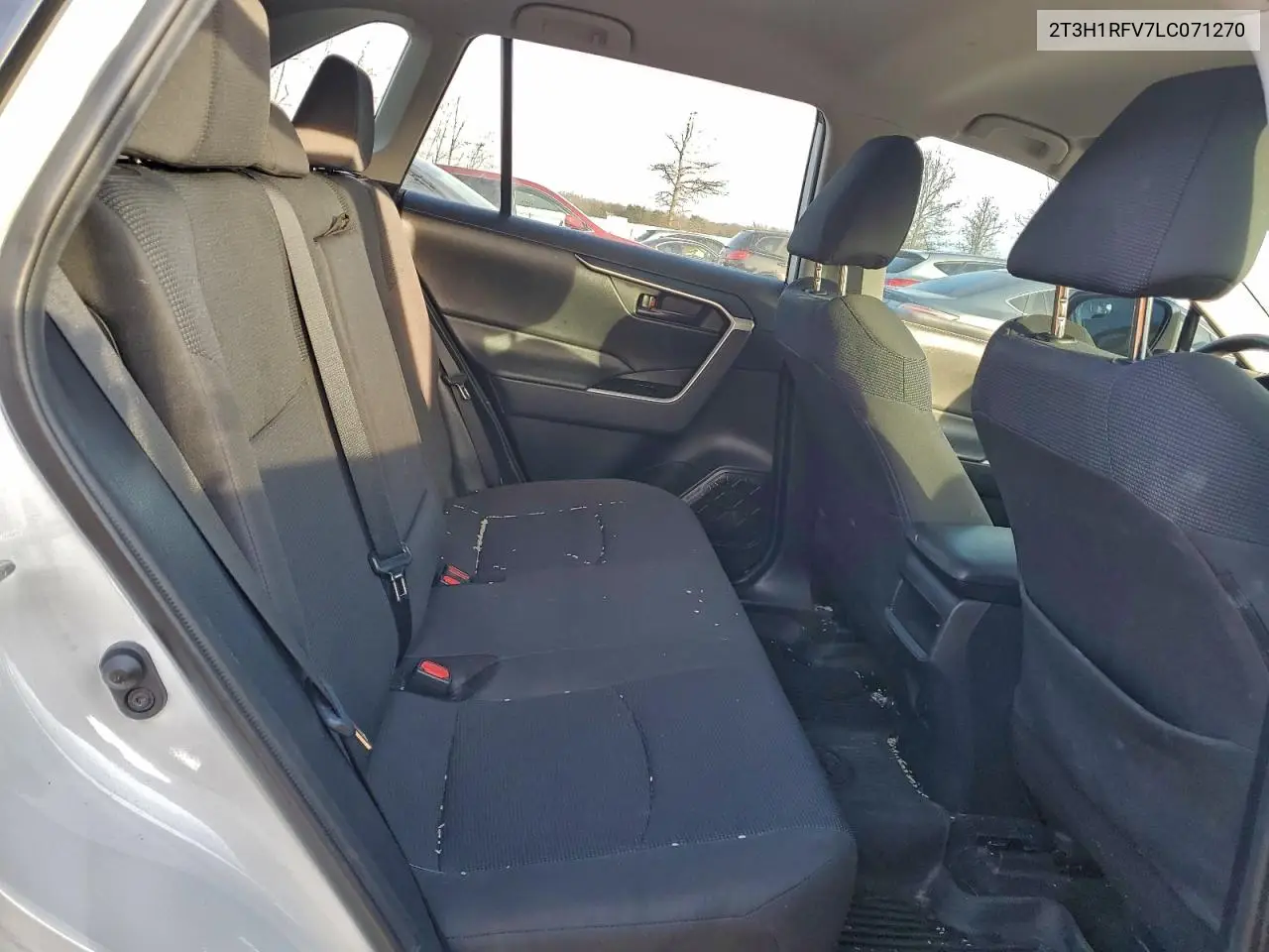 2T3H1RFV7LC071270 2020 Toyota Rav4 Le