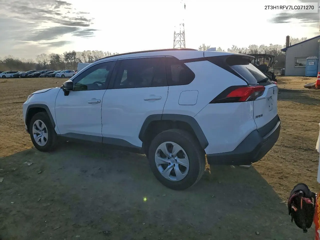 2T3H1RFV7LC071270 2020 Toyota Rav4 Le