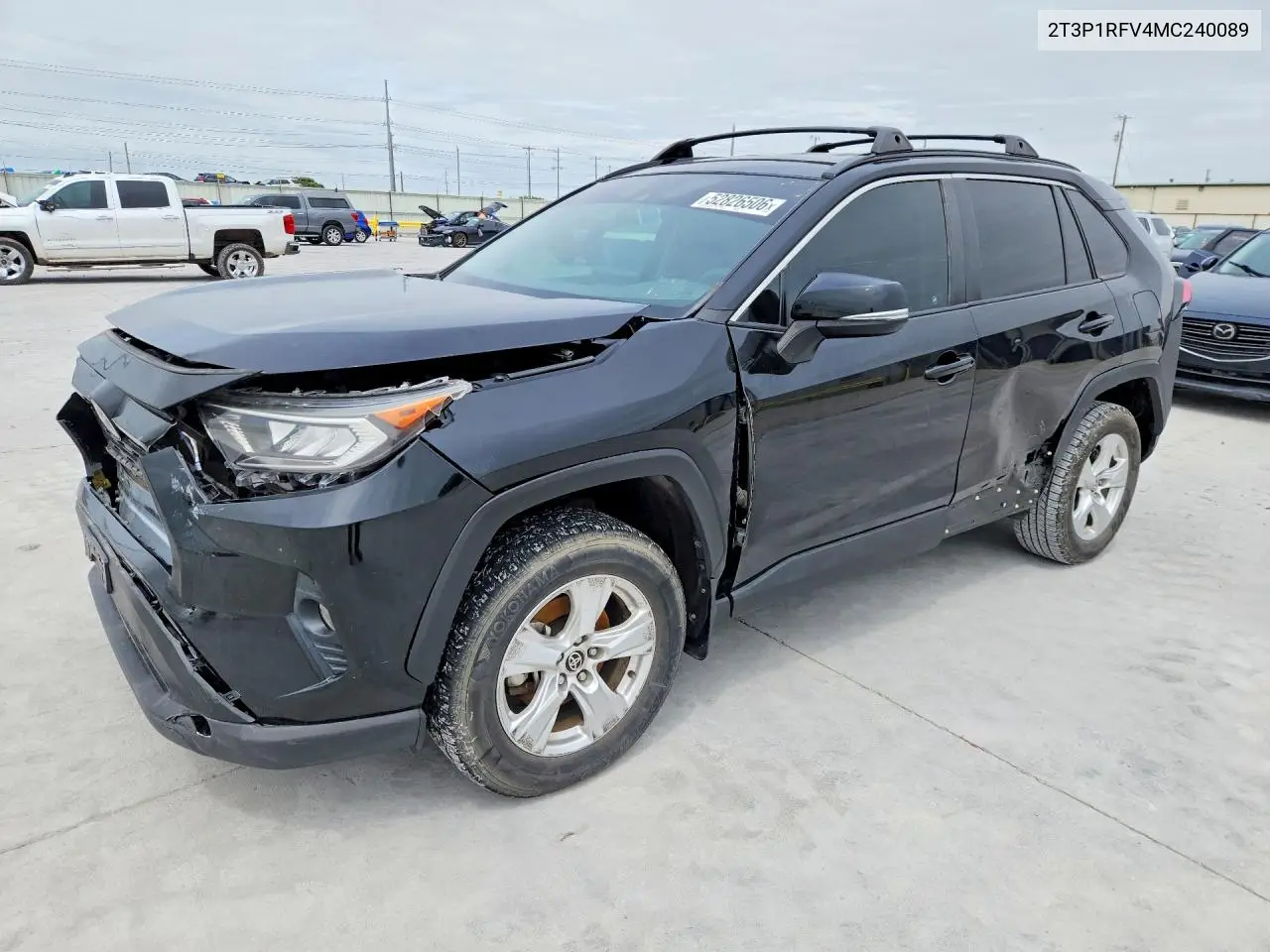2T3P1RFV4MC240089 2021 Toyota Rav4 Xle