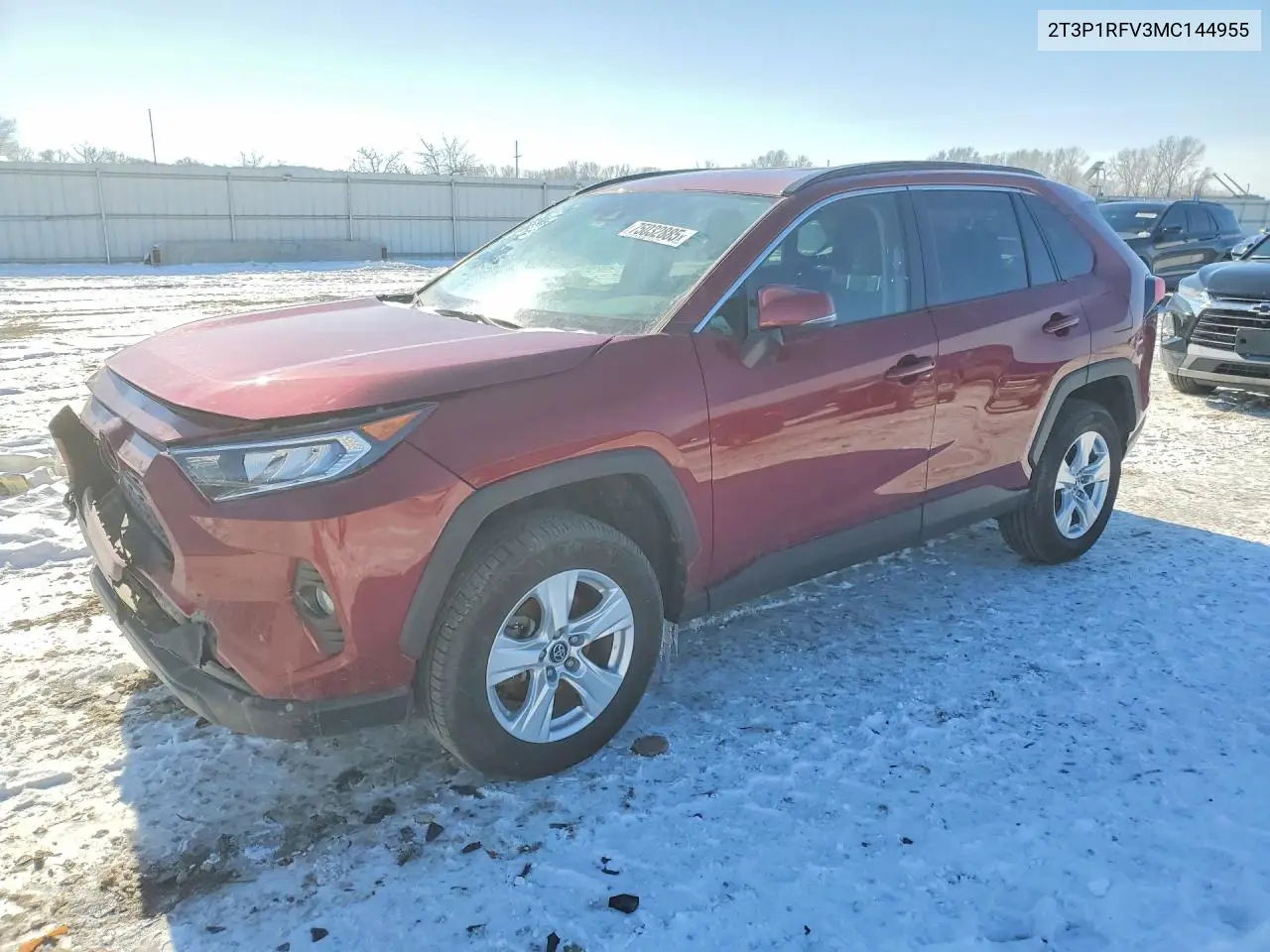 2T3P1RFV3MC144955 2021 Toyota Rav4 Xle