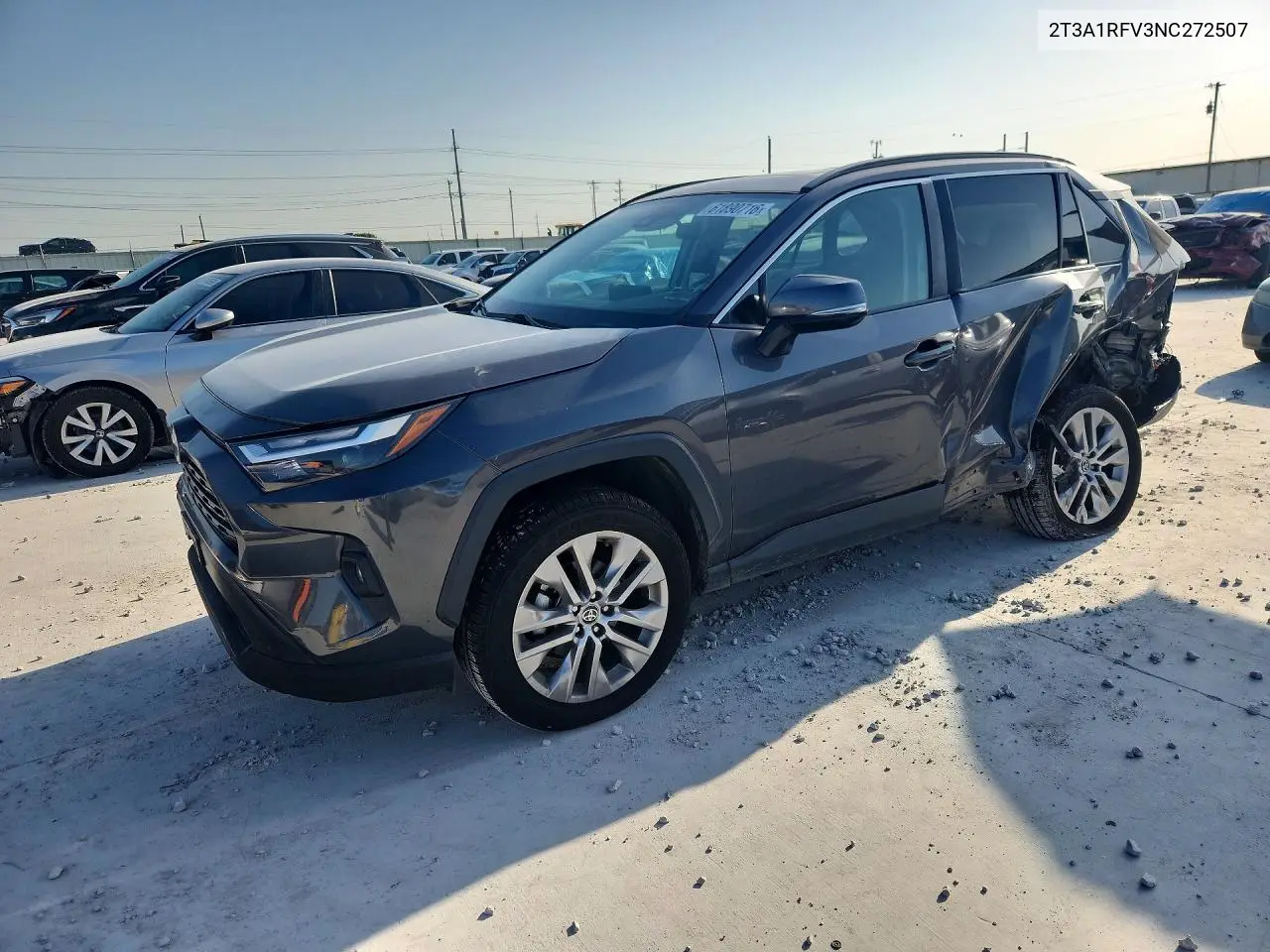 2022 Toyota Rav4 Xle Premium VIN: 2T3A1RFV3NC272507 Lot: 61890716