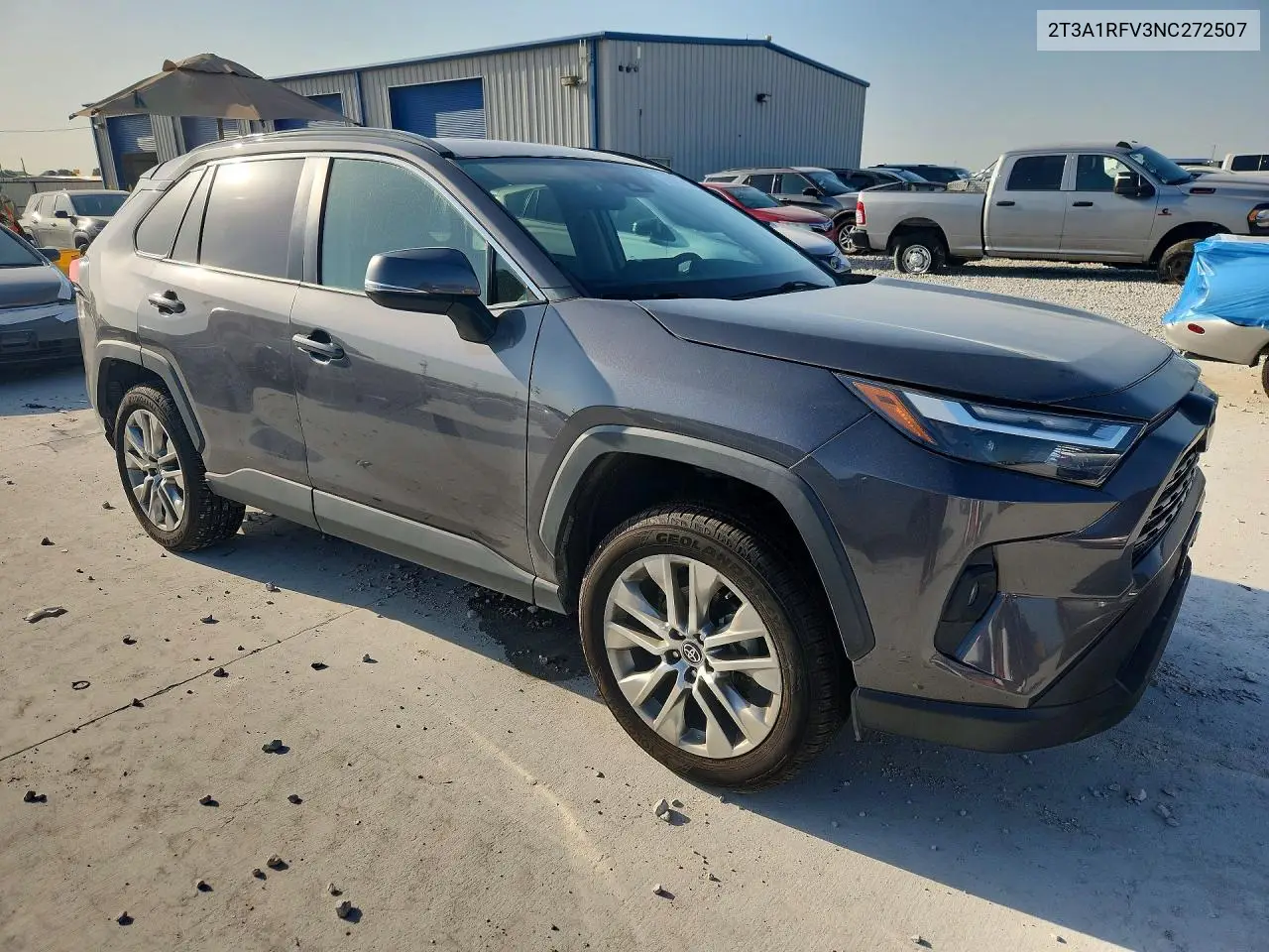 2022 Toyota Rav4 Xle Premium VIN: 2T3A1RFV3NC272507 Lot: 61890716