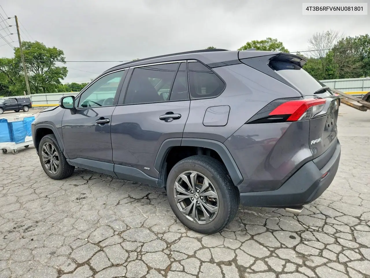 2022 Toyota Rav4 Xle Premium VIN: 4T3B6RFV6NU081801 Lot: 62066206