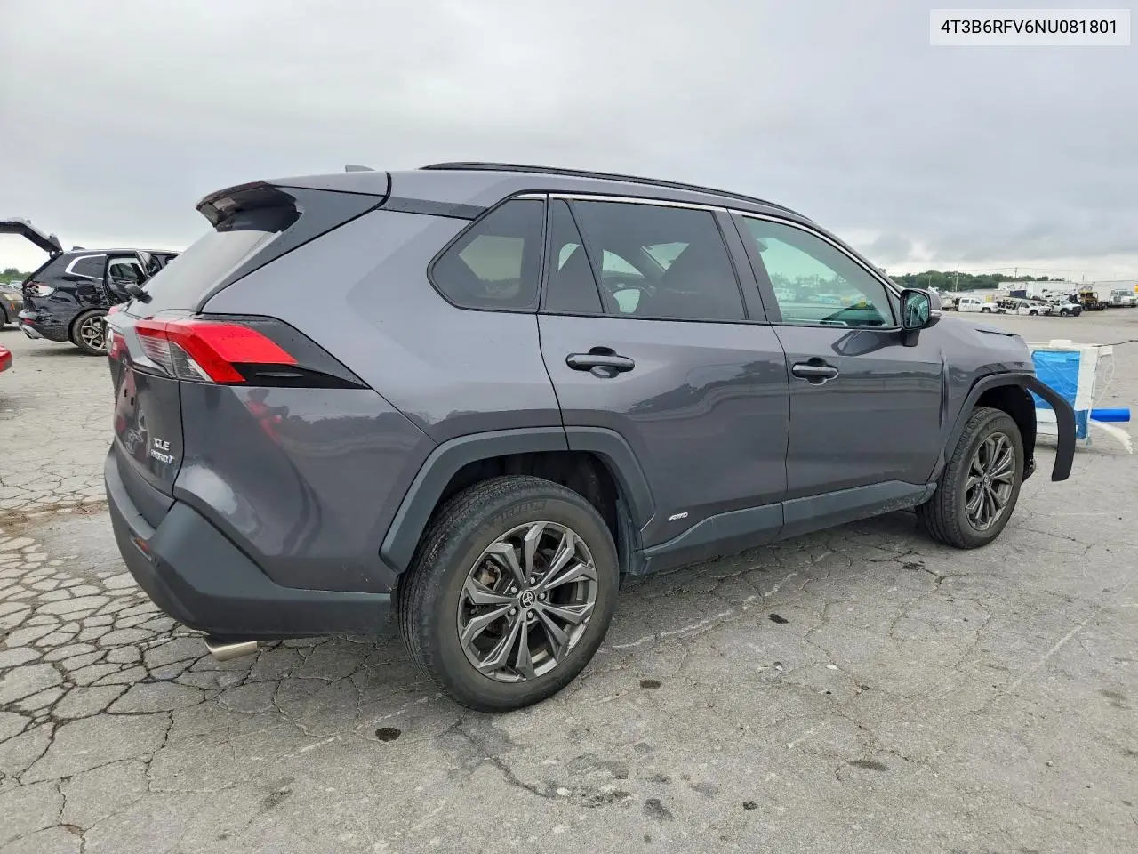 2022 Toyota Rav4 Xle Premium VIN: 4T3B6RFV6NU081801 Lot: 62066206