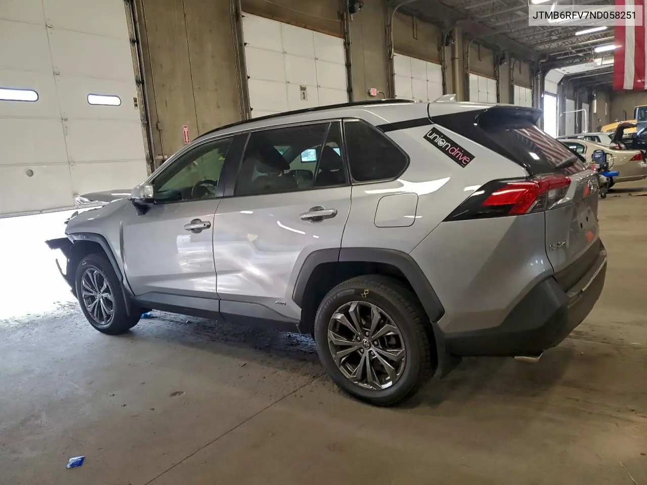 JTMB6RFV7ND058251 2022 Toyota Rav4 Xle Premium