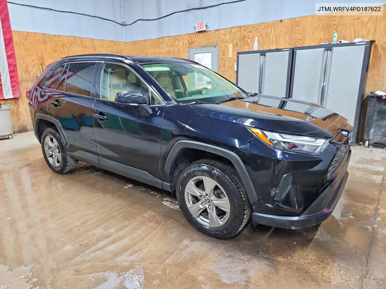 2023 Toyota Rav4 Le VIN: JTMLWRFV4PD187622 Lot: 60408636