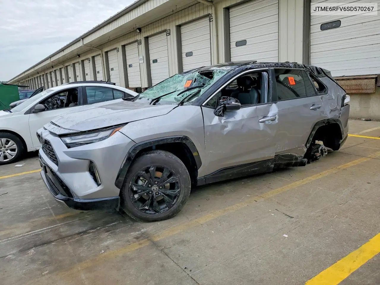 2025 Toyota Rav4 Xse VIN: JTME6RFV6SD570267 Lot: 61813426