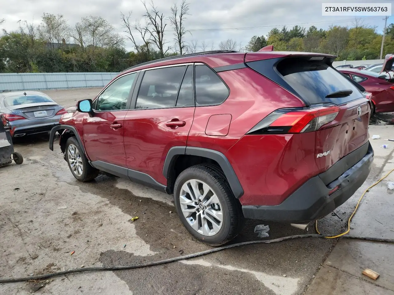 2T3A1RFV5SW563763 2025 Toyota Rav4 Xle Premium