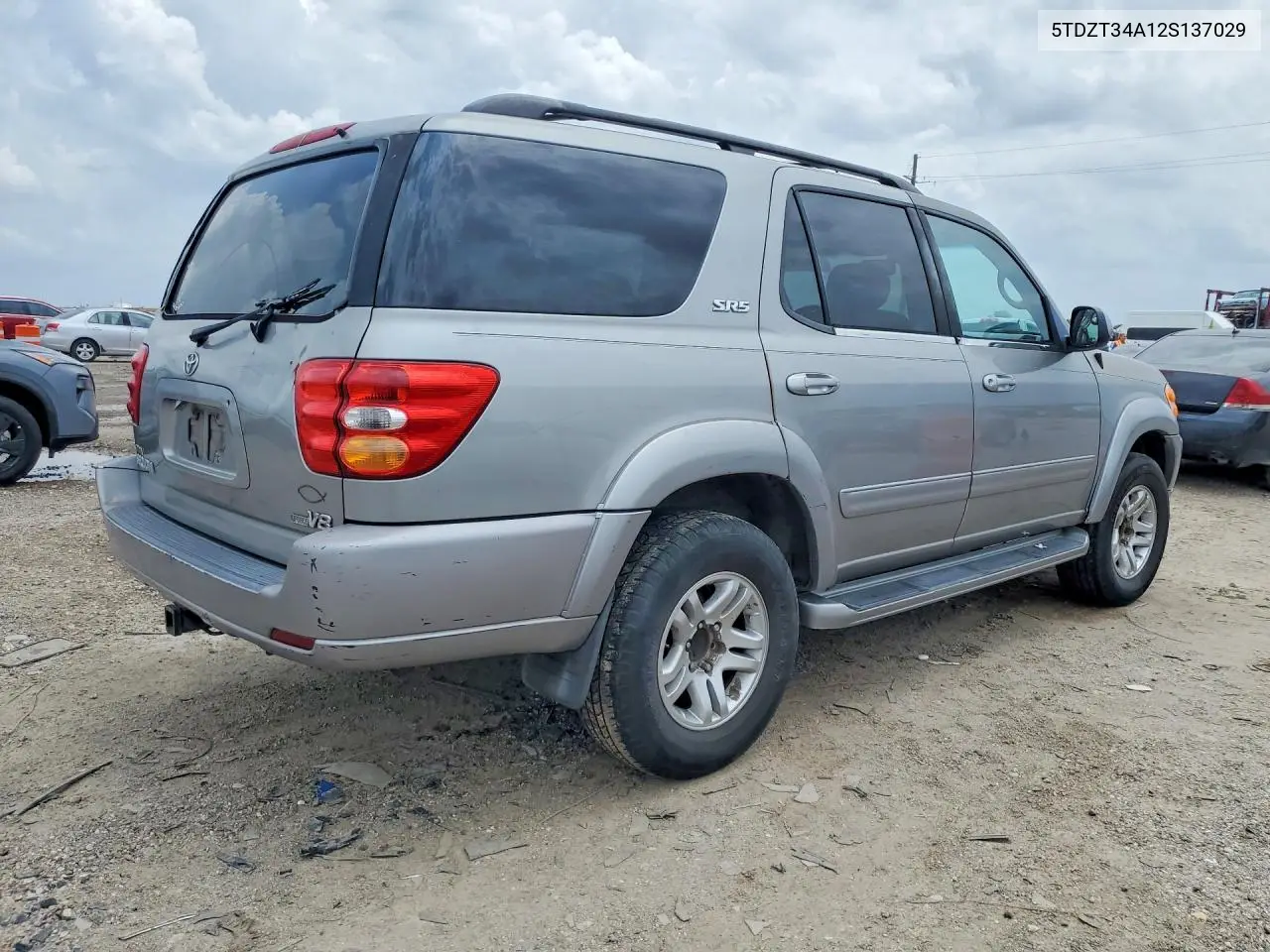 2002 Toyota Sequoia Sr5 VIN: 5TDZT34A12S137029 Lot: 57947916