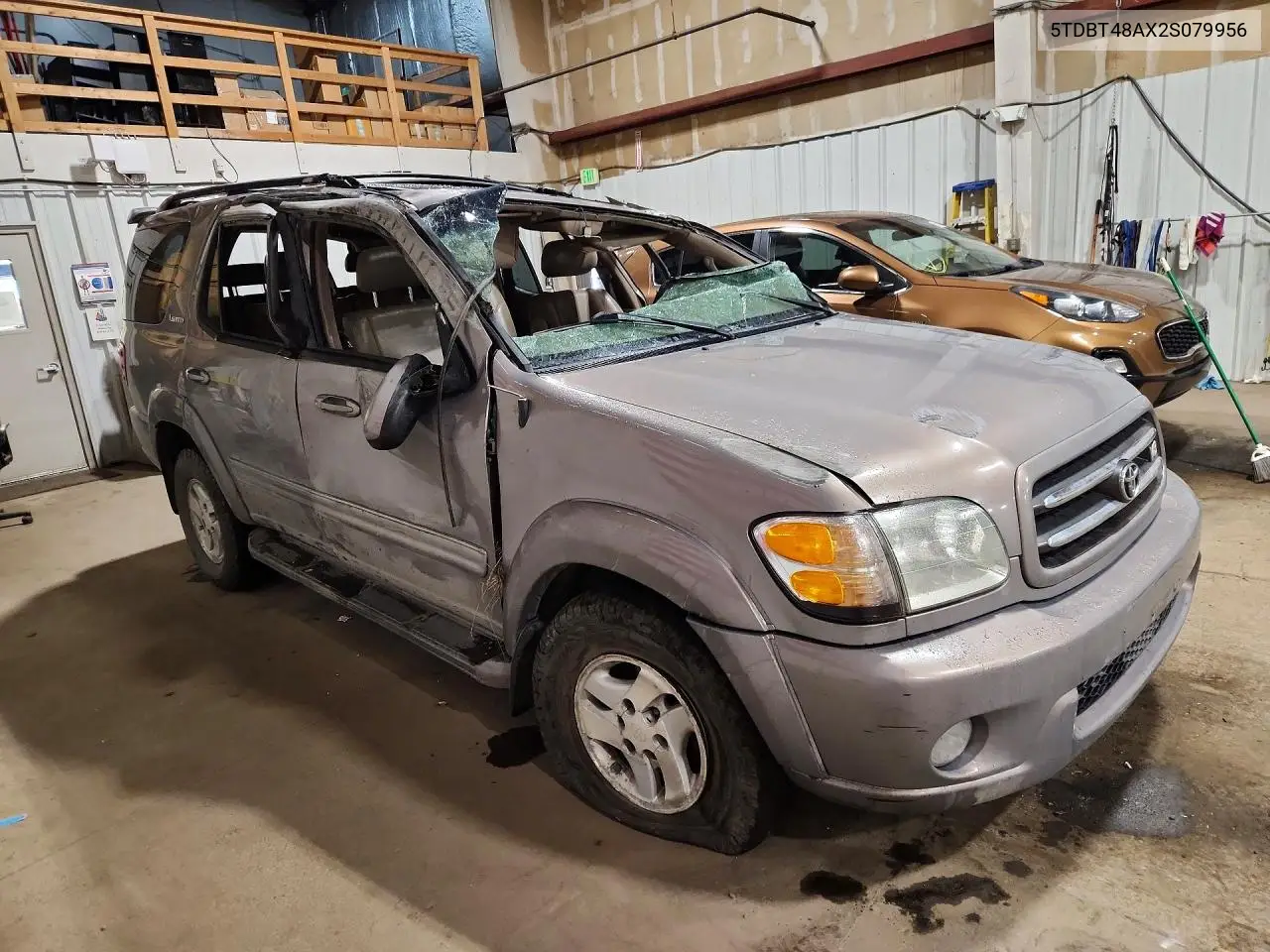 2002 Toyota Sequoia Limited VIN: 5TDBT48AX2S079956 Lot: 58628856