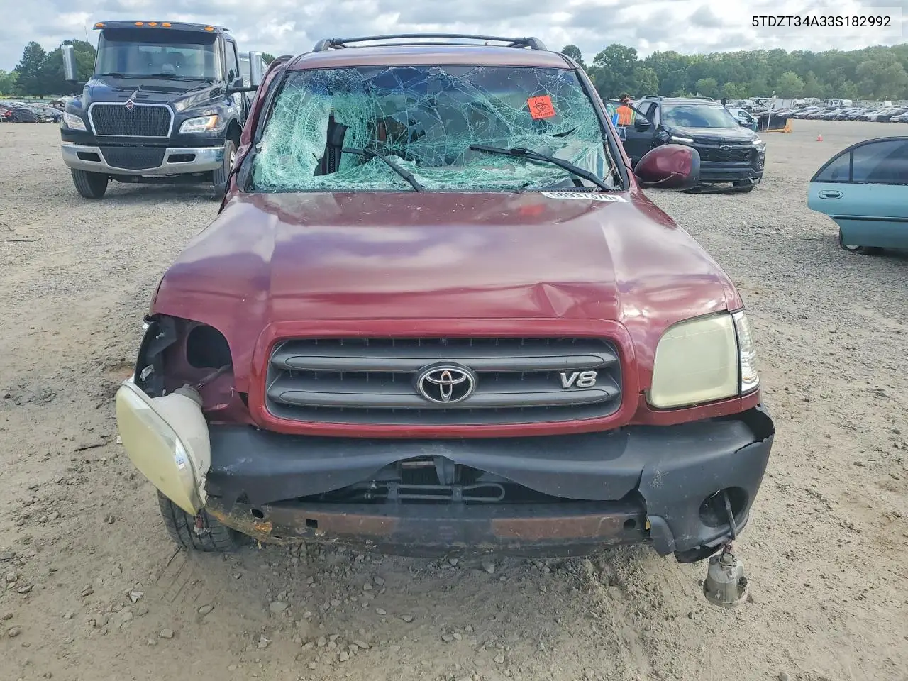 2003 Toyota Sequoia Sr5 VIN: 5TDZT34A33S182992 Lot: 56937376