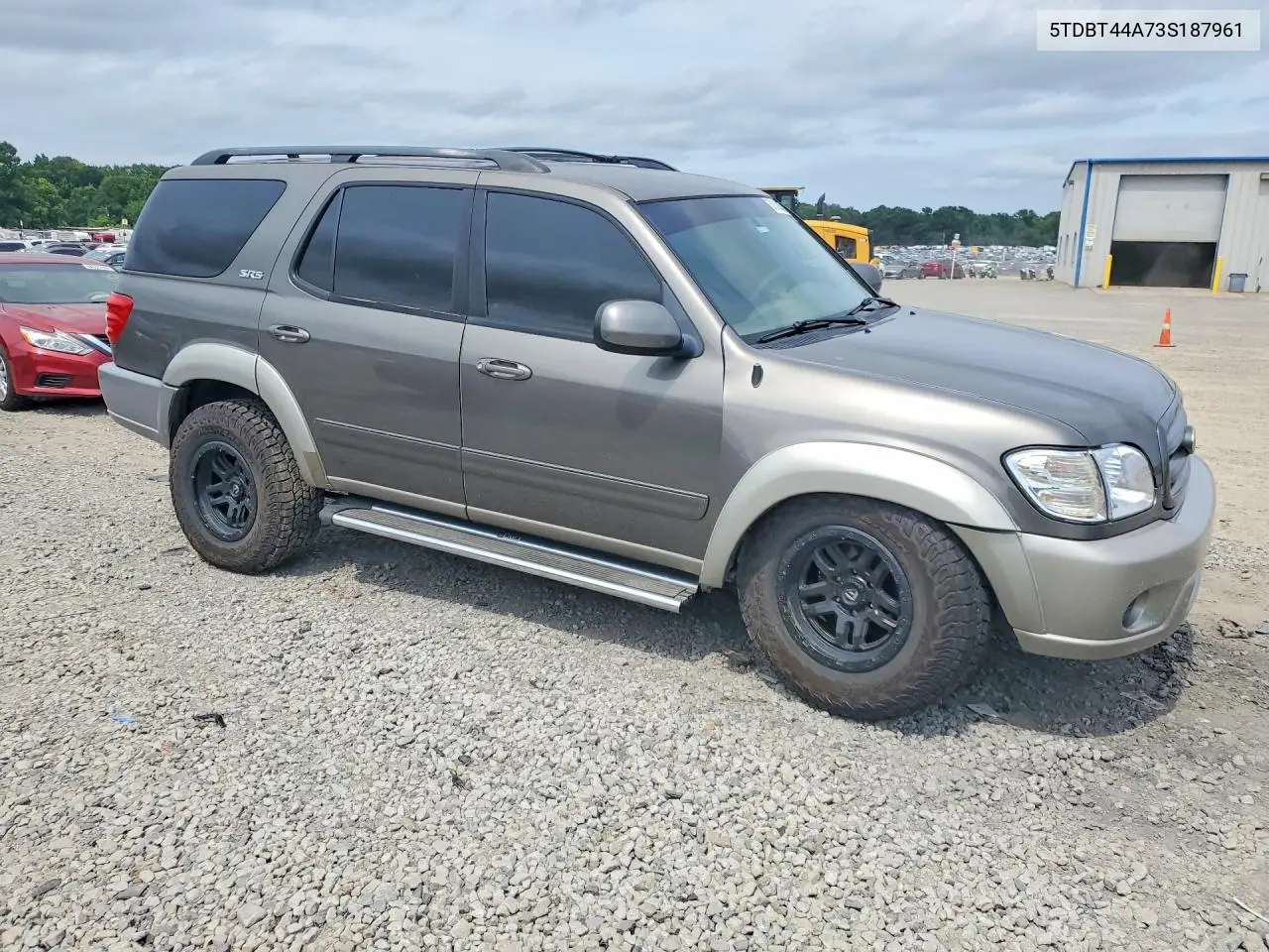 2003 Toyota Sequoia Sr5 VIN: 5TDBT44A73S187961 Lot: 58849346