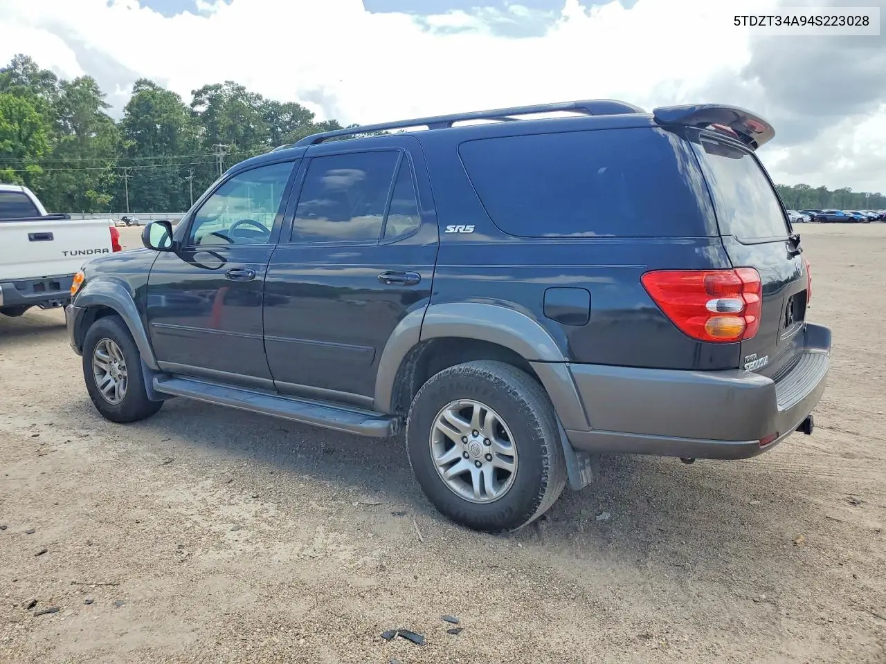 2004 Toyota Sequoia Sr5 VIN: 5TDZT34A94S223028 Lot: 58596486
