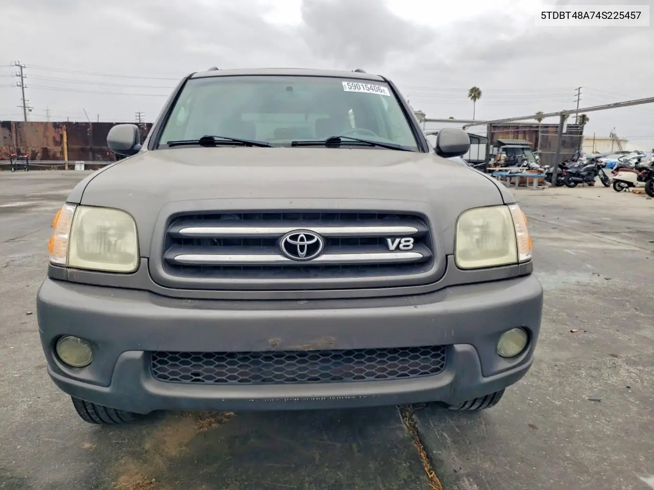 2004 Toyota Sequoia Limited VIN: 5TDBT48A74S225457 Lot: 59015406