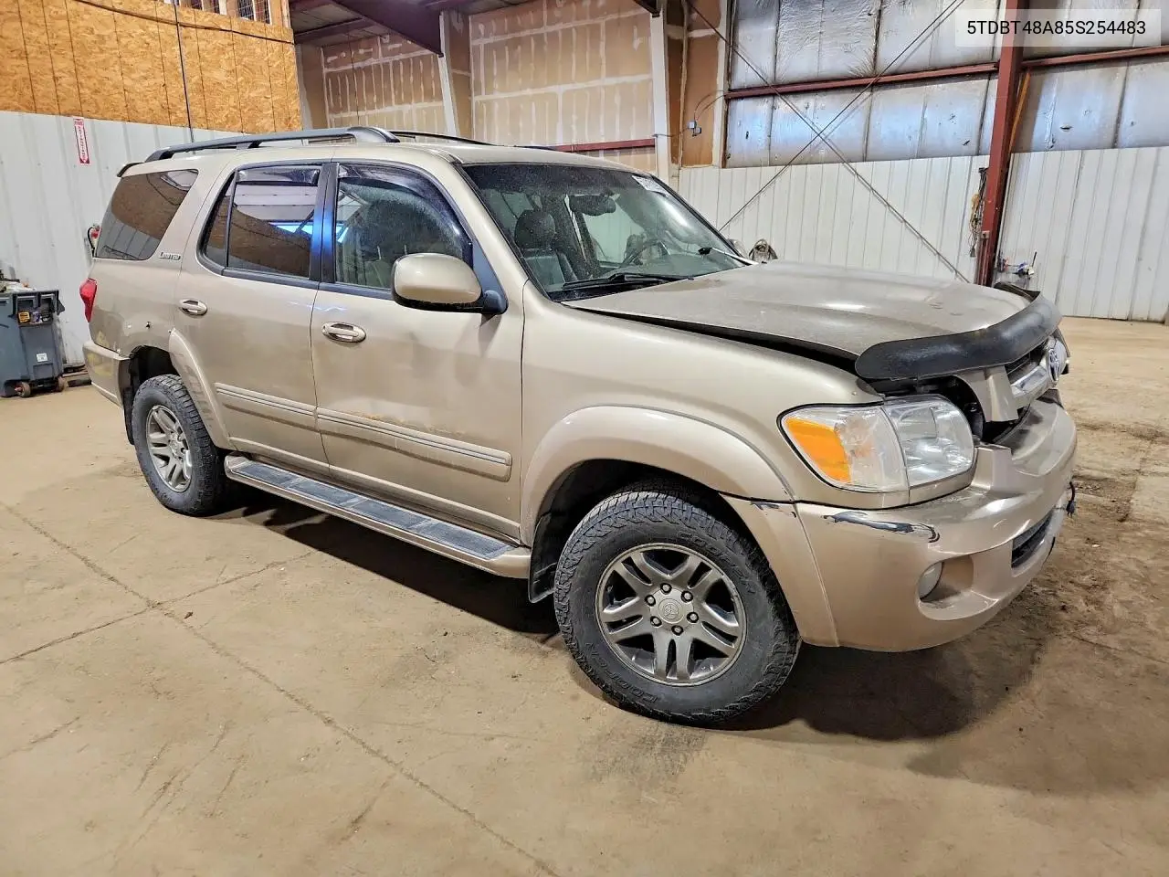 2005 Toyota Sequoia Limited VIN: 5TDBT48A85S254483 Lot: 57432956