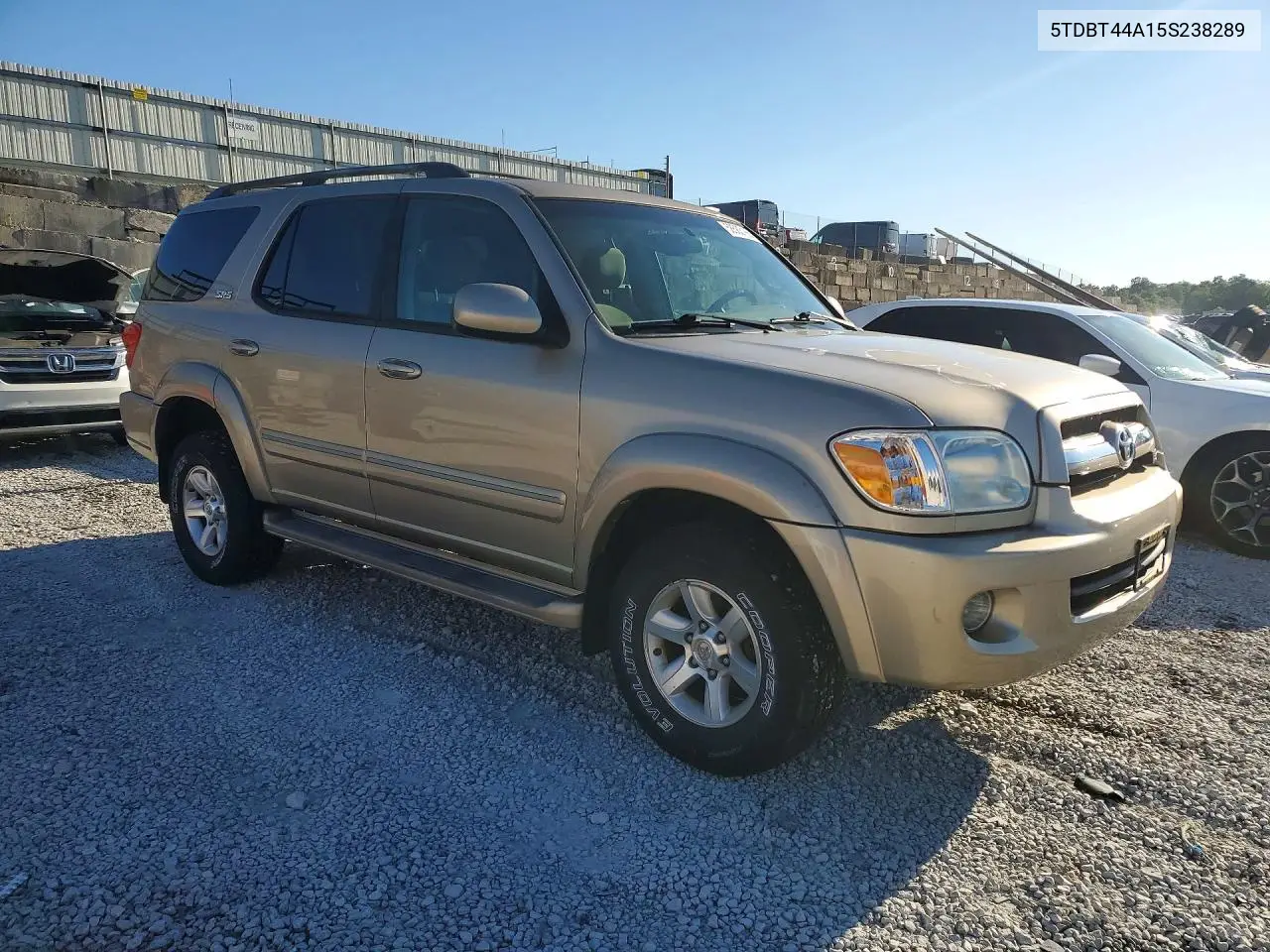 2005 Toyota Sequoia Sr5 VIN: 5TDBT44A15S238289 Lot: 58583166