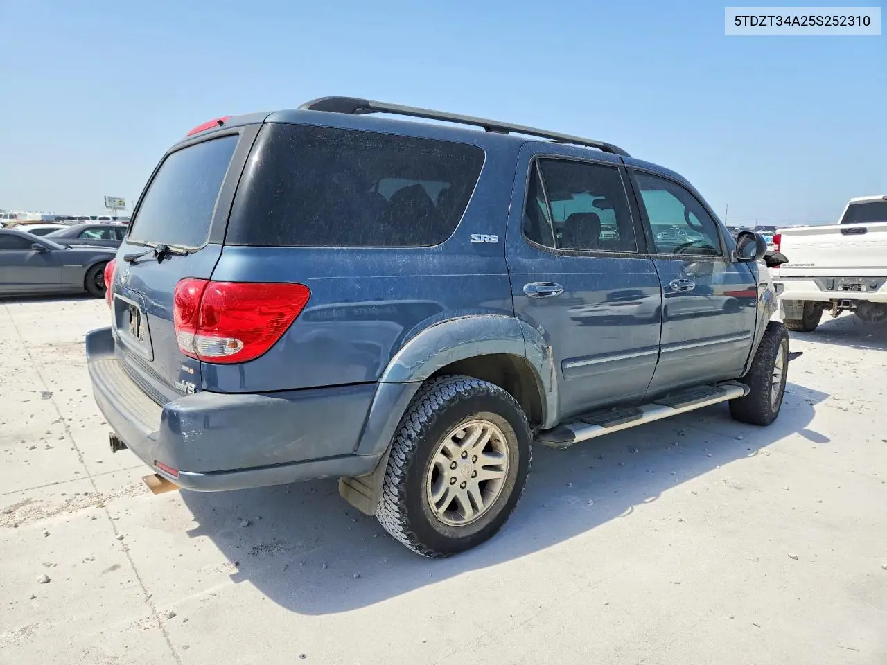 2005 Toyota Sequoia Sr5 VIN: 5TDZT34A25S252310 Lot: 60828026