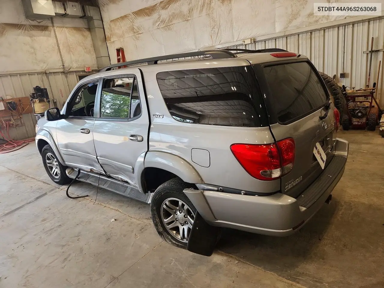 2006 Toyota Sequoia Sr5 VIN: 5TDBT44A96S263068 Lot: 61409826