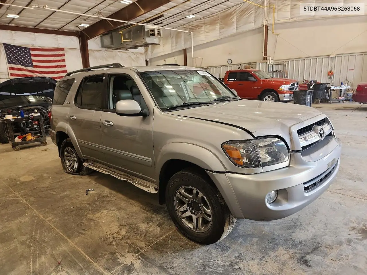 2006 Toyota Sequoia Sr5 VIN: 5TDBT44A96S263068 Lot: 61409826