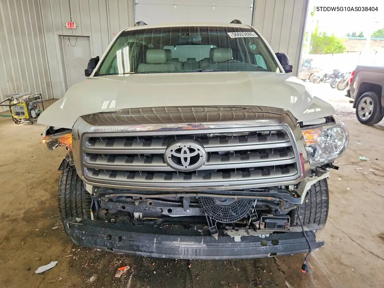 2010 Toyota Sequoia Platinum VIN: 5TDDW5G10AS038404 Lot: 56603886