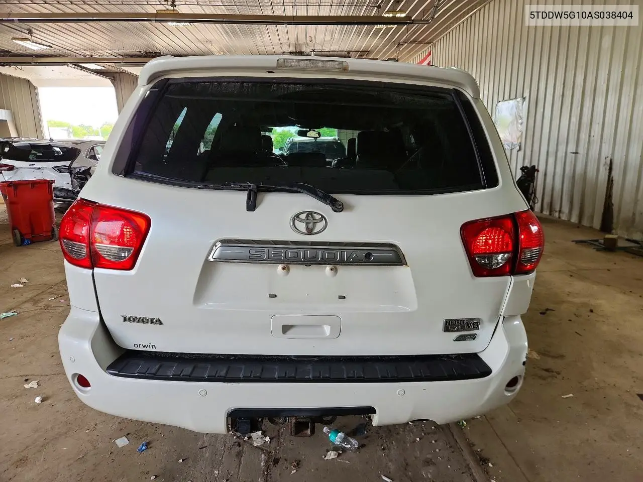2010 Toyota Sequoia Platinum VIN: 5TDDW5G10AS038404 Lot: 56603886