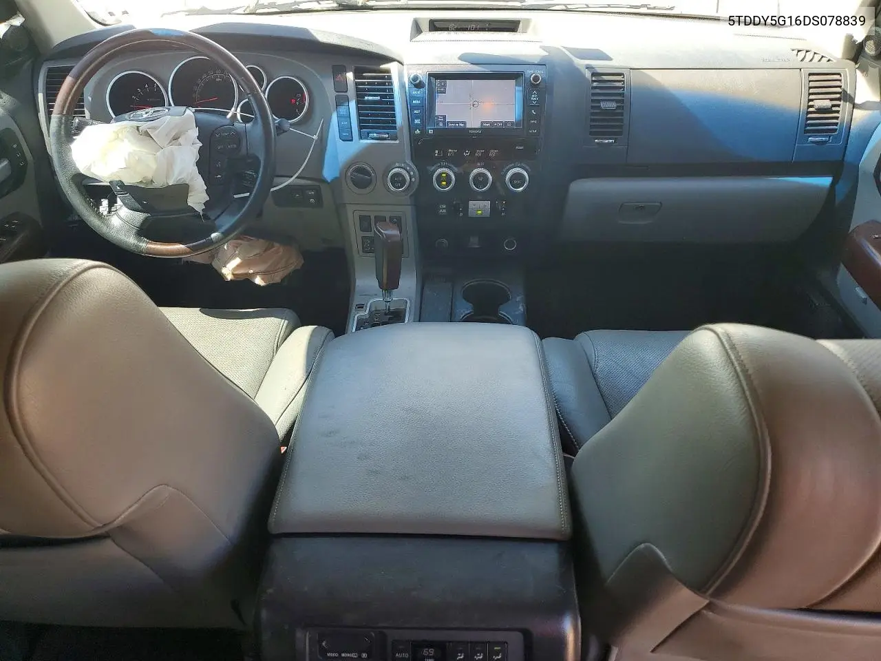 2013 Toyota Sequoia Platinum VIN: 5TDDY5G16DS078839 Lot: 57364346