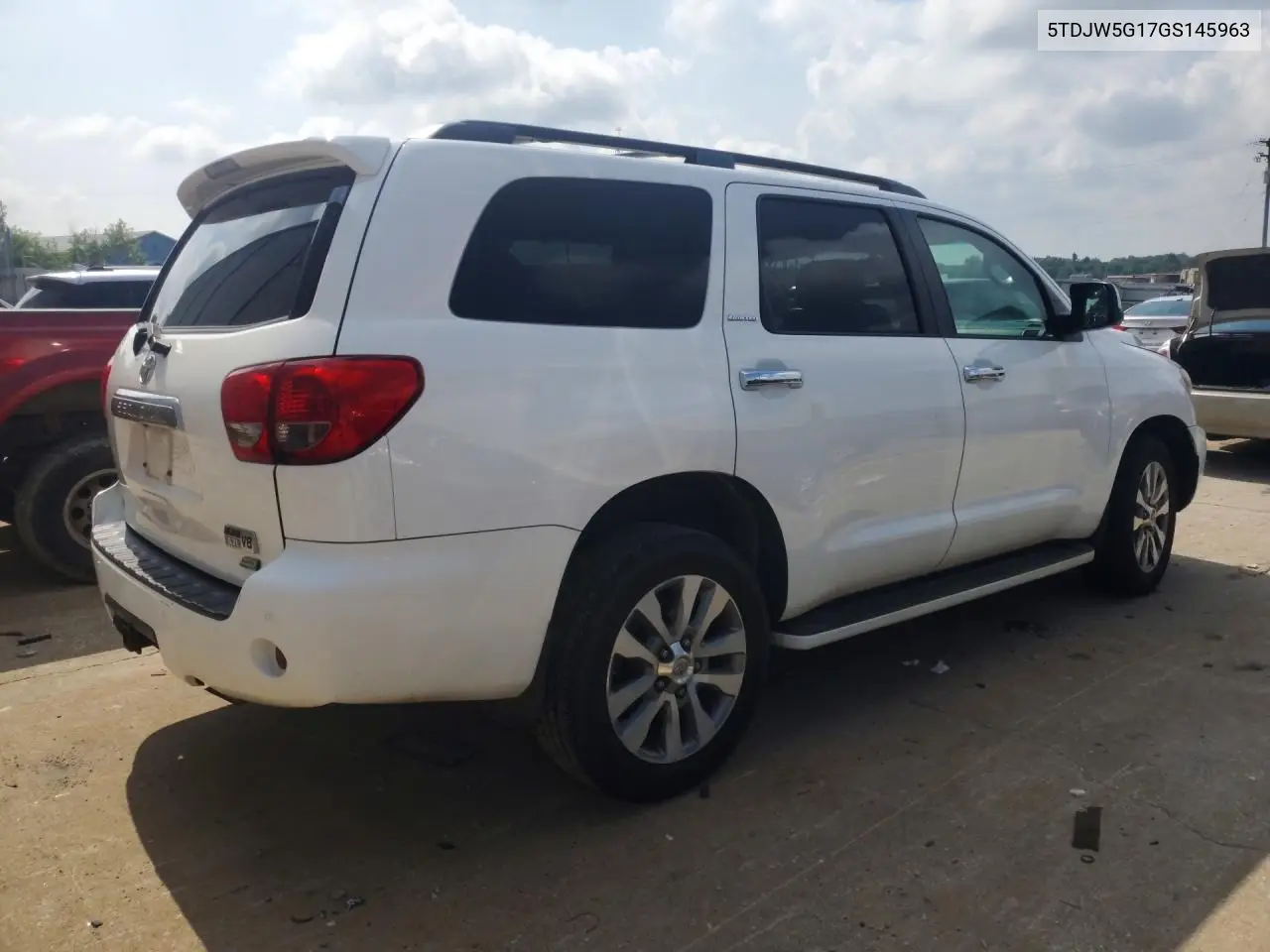 2016 Toyota Seqouia VIN: 5TDJW5G17GS145963 Lot: 59077596