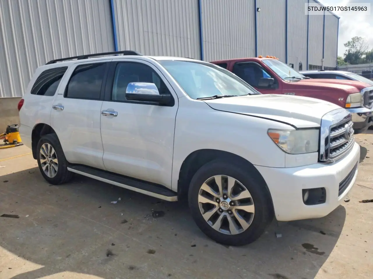 2016 Toyota Seqouia VIN: 5TDJW5G17GS145963 Lot: 59077596