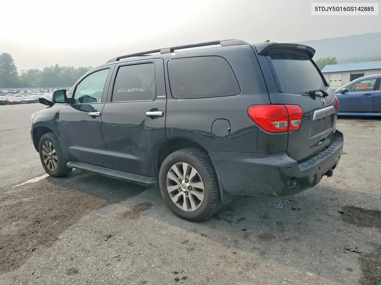 2016 Toyota Sequoia Limited VIN: 5TDJY5G16GS142885 Lot: 61090656