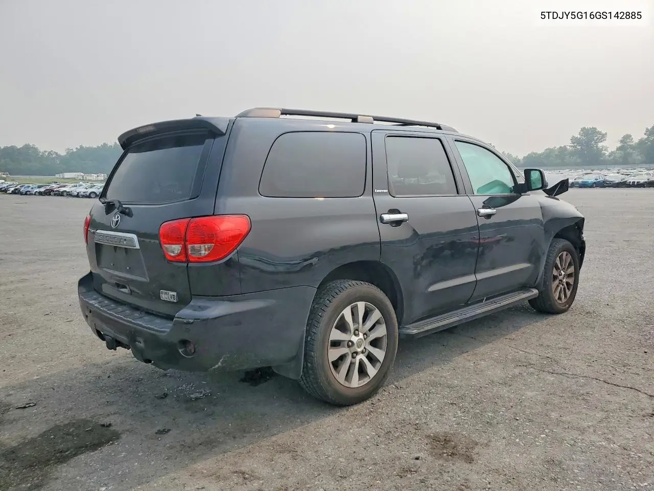 2016 Toyota Sequoia Limited VIN: 5TDJY5G16GS142885 Lot: 61090656