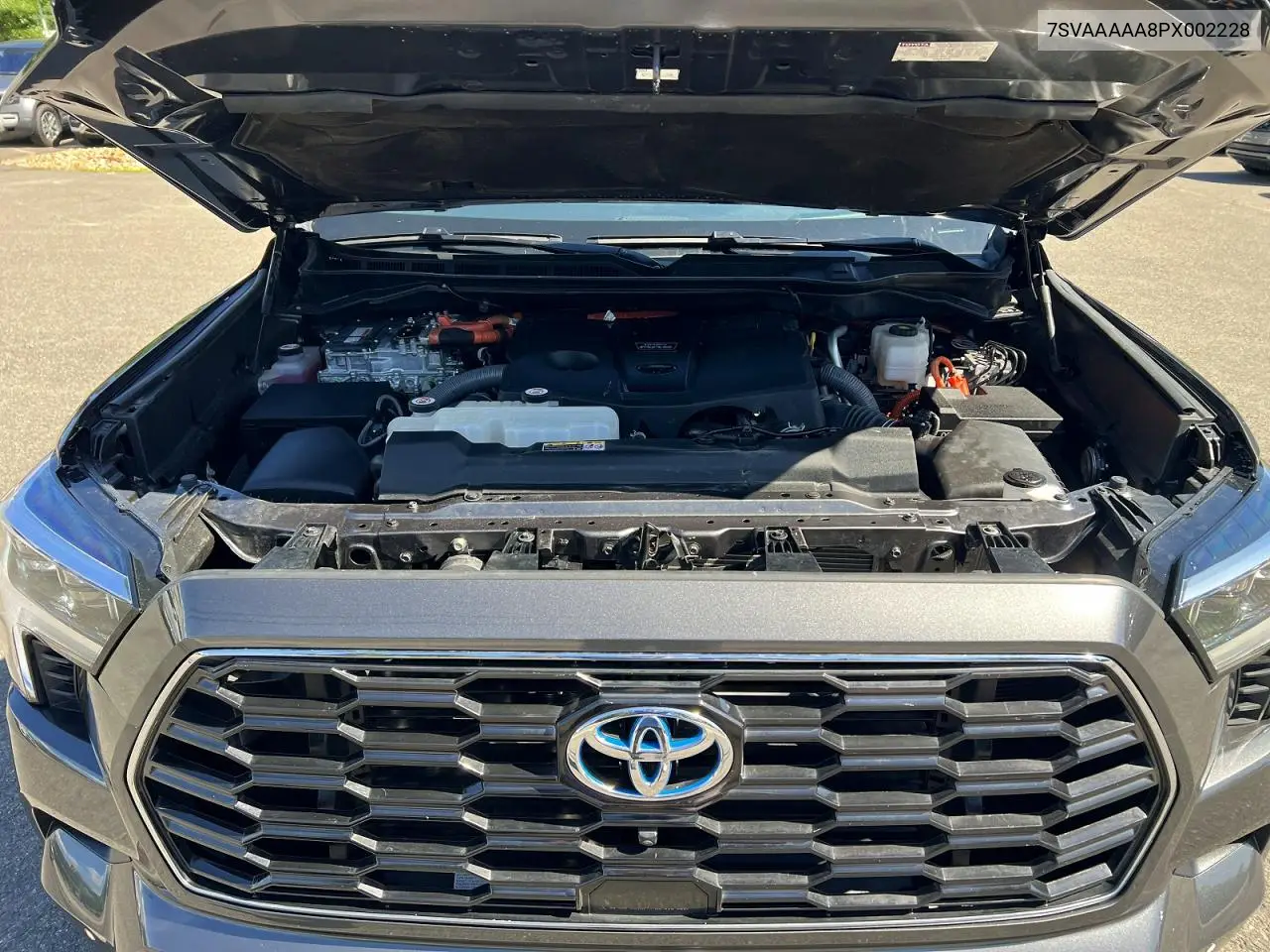 7SVAAAAA8PX002228 2023 Toyota Sequoia Capstone