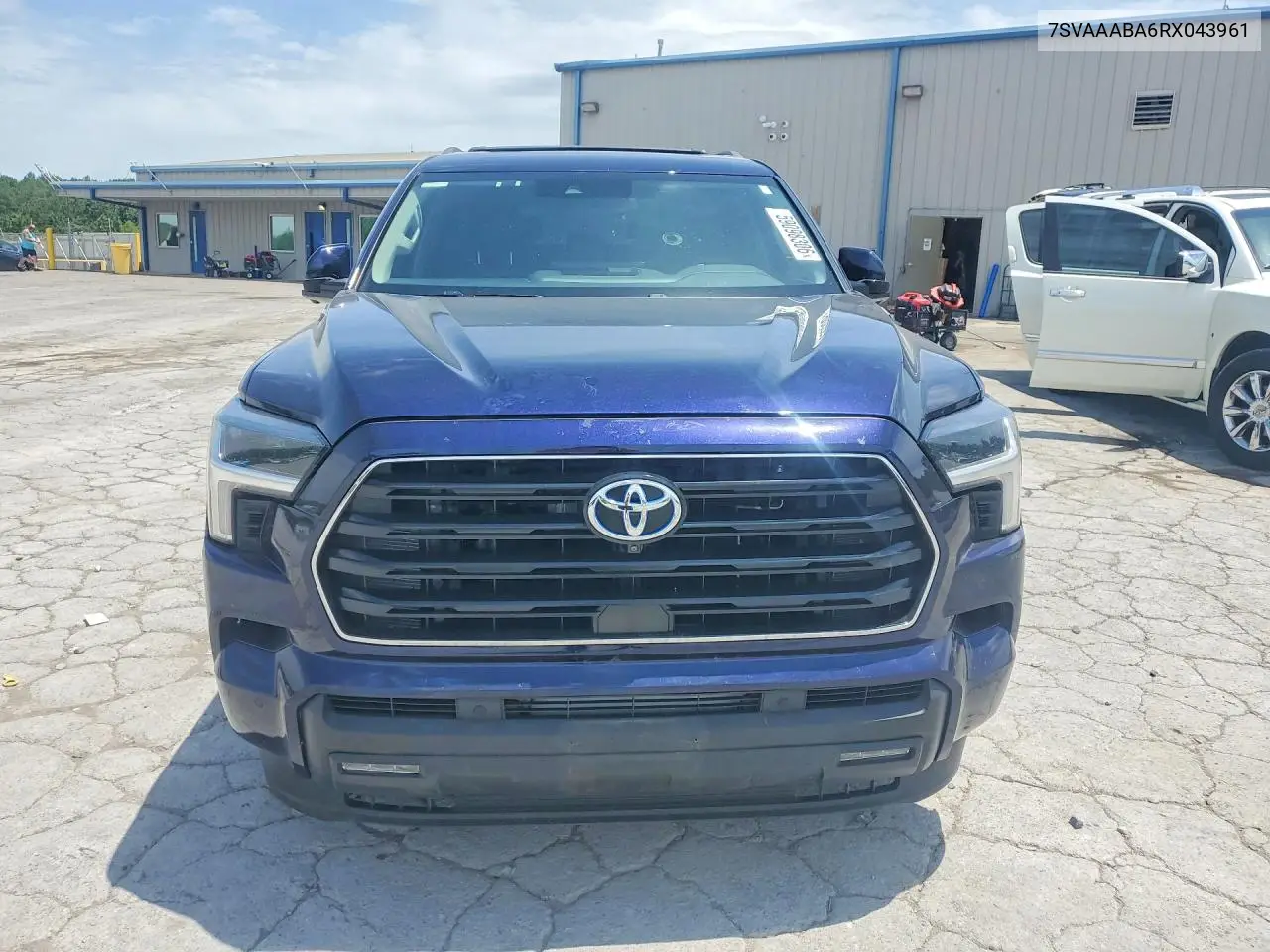 2024 Toyota Sequoia Sr5 VIN: 7SVAAABA6RX043961 Lot: 59098306