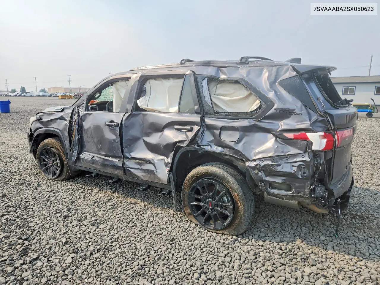 2025 Toyota Sequoia VIN: 7SVAAABA2SX050623 Lot: 62097536