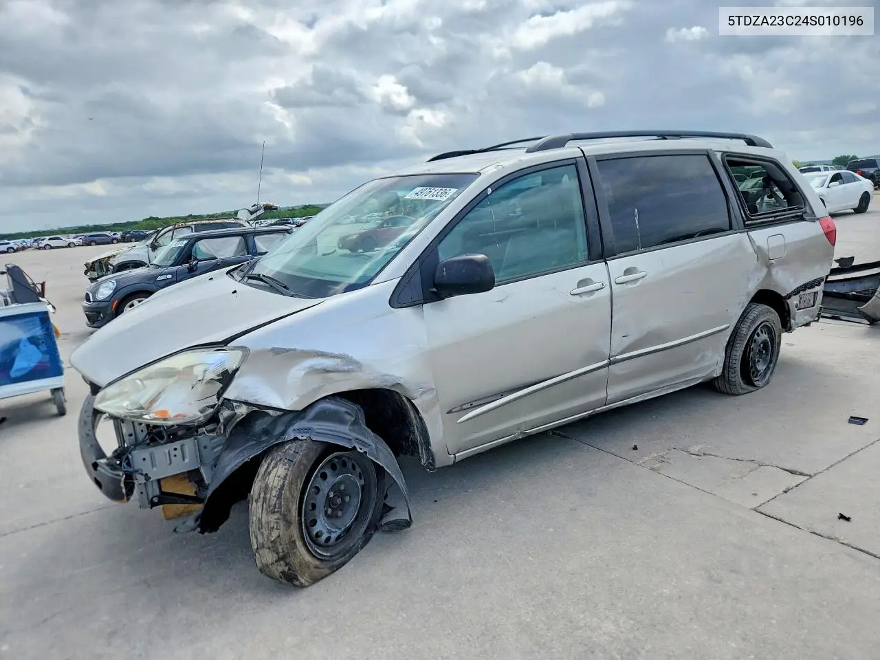 2004 Toyota Sienna Le 7 Passenger