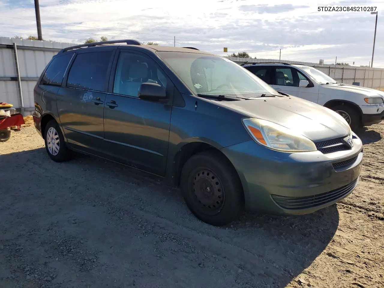2004 Toyt Sienna VIN: 5TDZA23C84S210287 Lot: 60628906