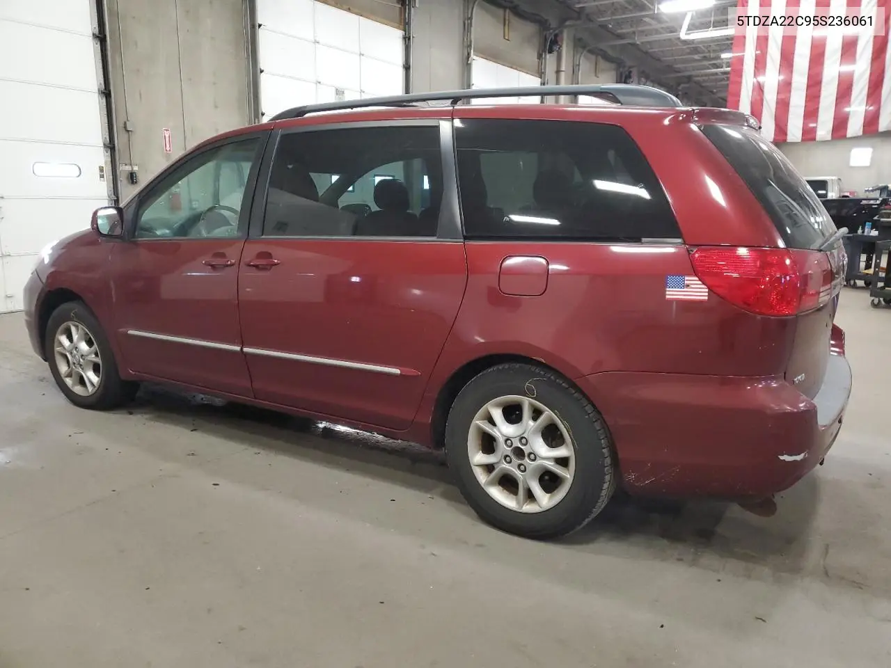 5TDZA22C95S236061 2005 Toyota Sienna Xle Limited 7 Passenger