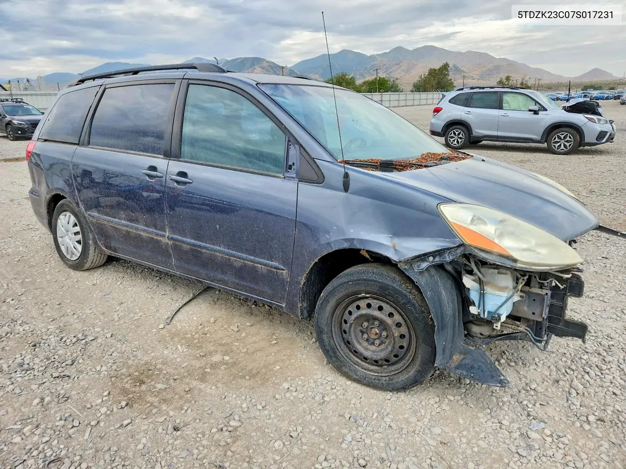 2007 Toyota Sienna VIN: 5TDZK23C07S017231 Lot: 62074556