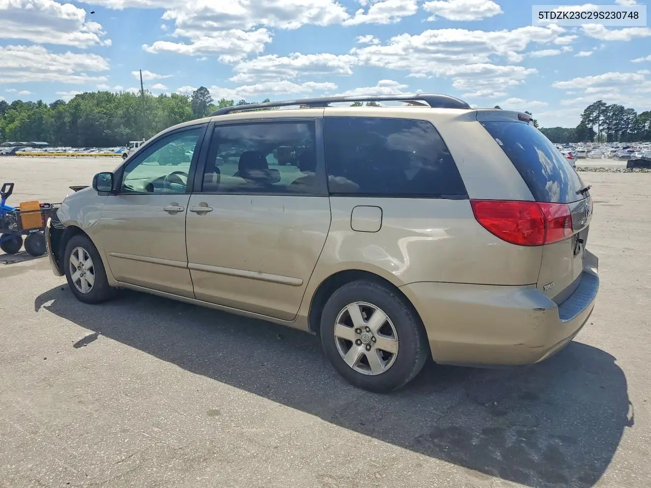 2009 Toyota Sienna Le 8-Passenger VIN: 5TDZK23C29S230748 Lot: 55539276