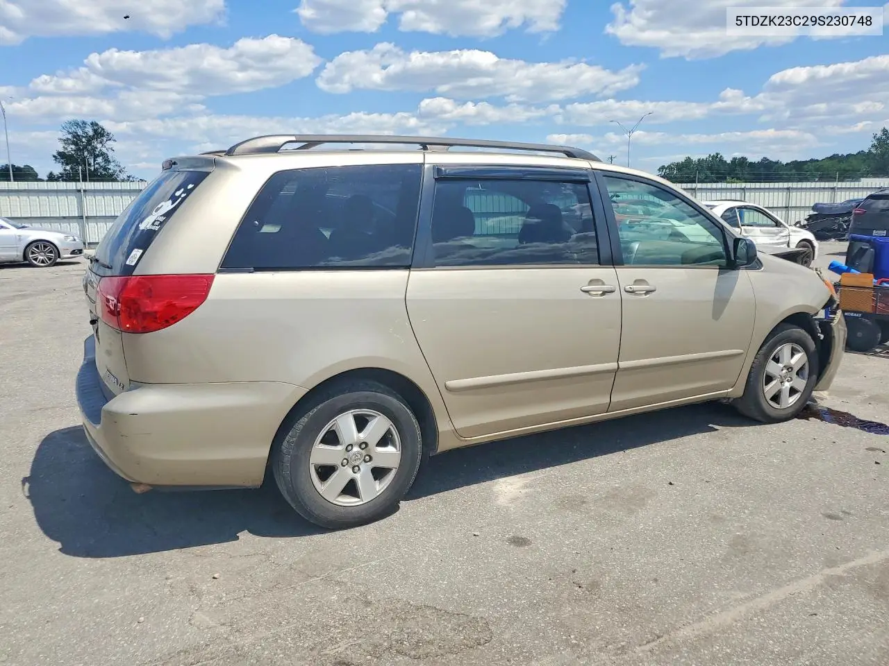 2009 Toyota Sienna Le 8-Passenger VIN: 5TDZK23C29S230748 Lot: 55539276