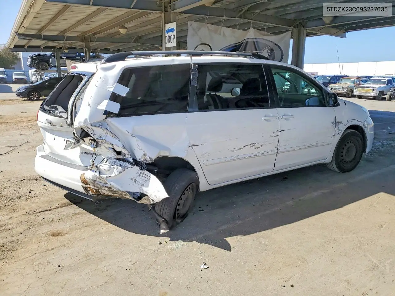 2009 Toyota Sienna Le 8-Passenger VIN: 5TDZK23C09S237035 Lot: 56178436
