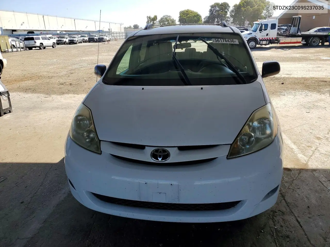 2009 Toyota Sienna Le 8-Passenger VIN: 5TDZK23C09S237035 Lot: 56178436