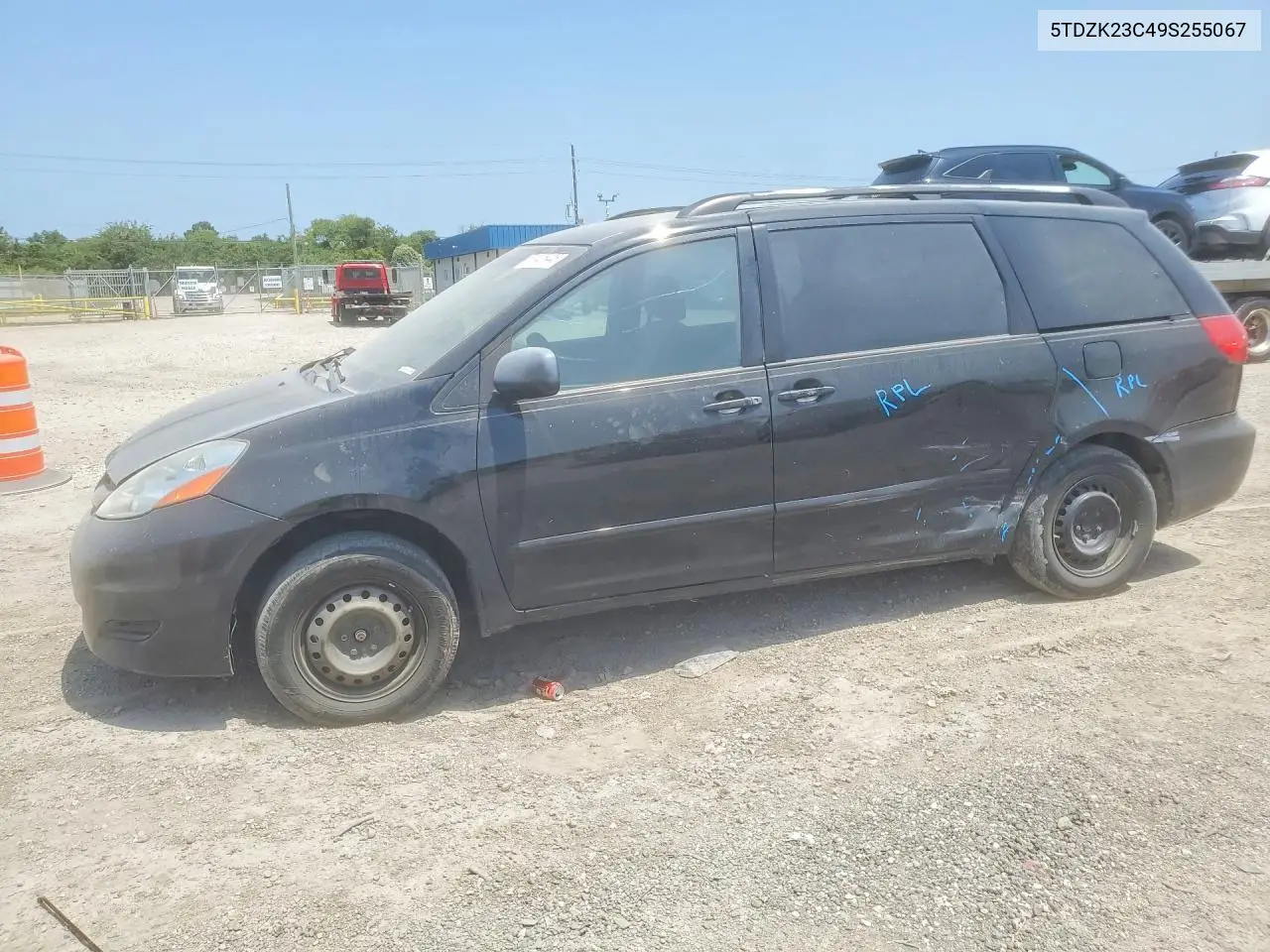 2009 Toyota Sienna Ce 8-Passenger VIN: 5TDZK23C49S255067 Lot: 61425446