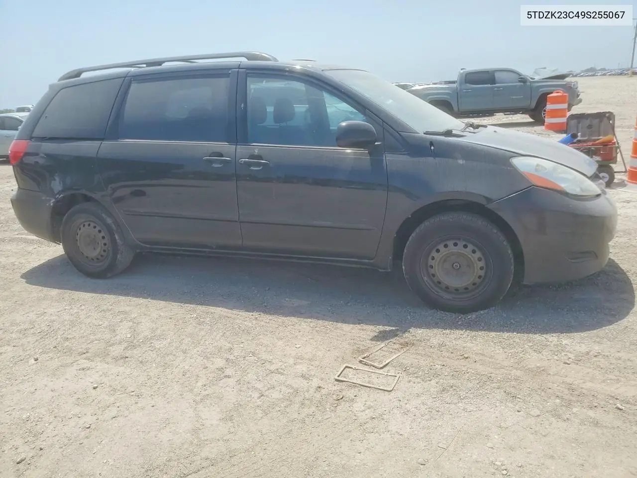 2009 Toyota Sienna Ce 8-Passenger VIN: 5TDZK23C49S255067 Lot: 61425446
