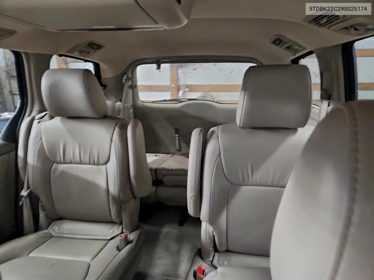 5TDBK22C29S025174 2009 Toyota Sienna Xle
