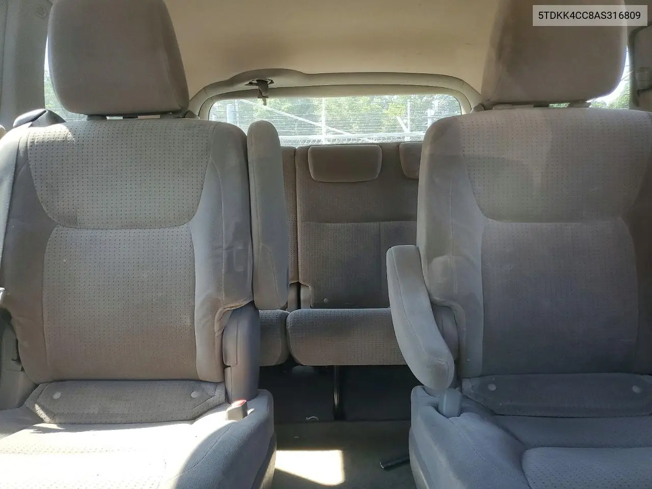 2010 Toyota Sienna Le 7-Passenger VIN: 5TDKK4CC8AS316809 Lot: 60938686