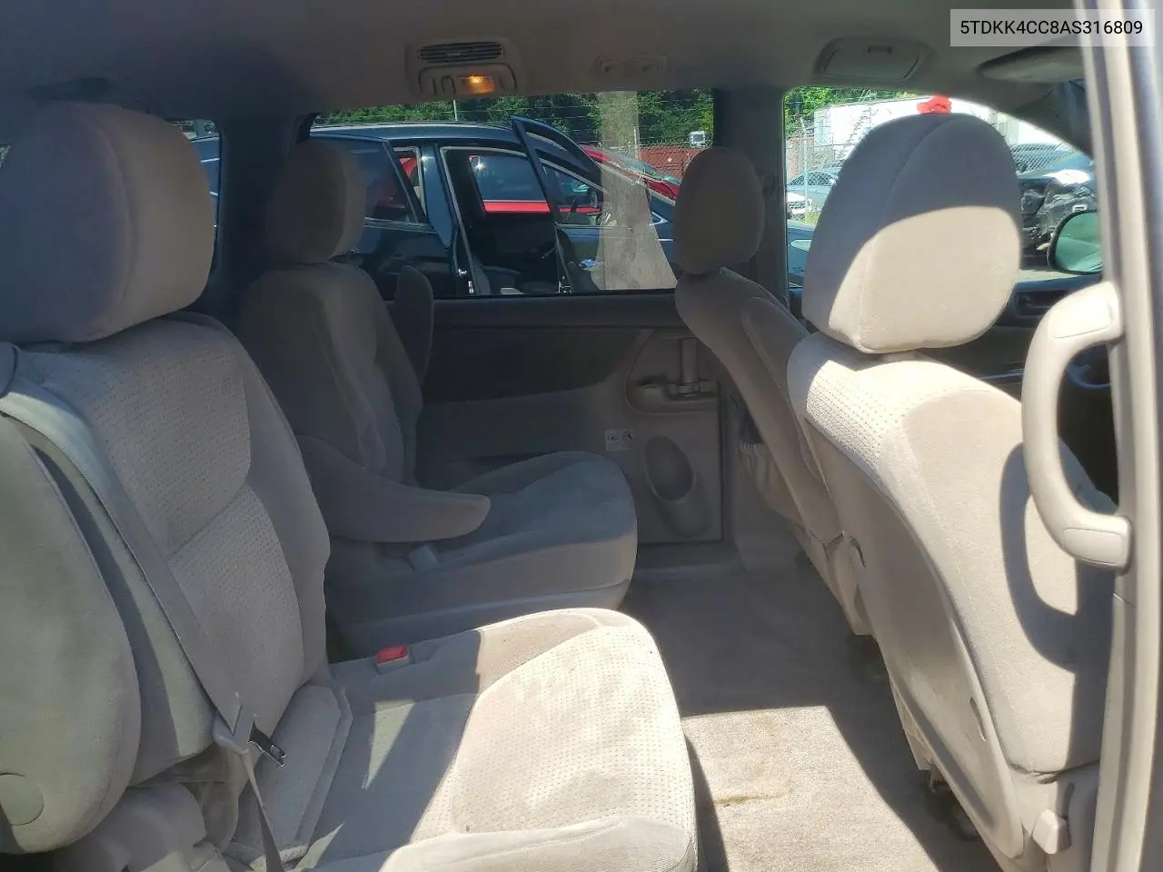 2010 Toyota Sienna Le 7-Passenger VIN: 5TDKK4CC8AS316809 Lot: 60938686